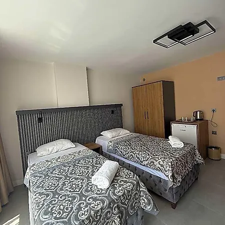 Hotel D'premium